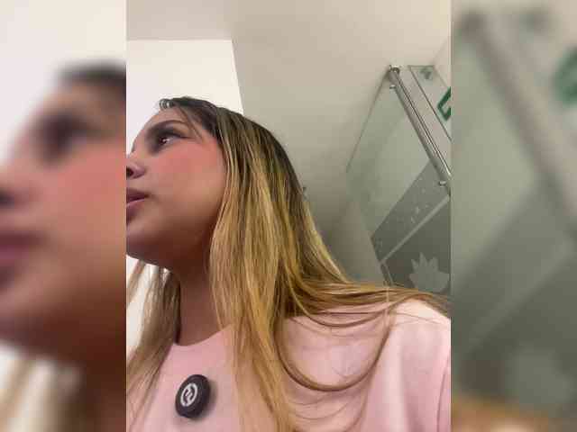 MeganRosse webcam