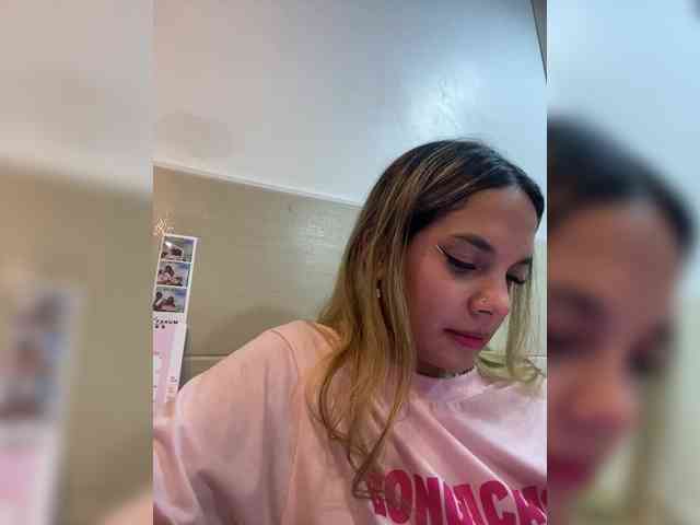 MeganRosse webcam