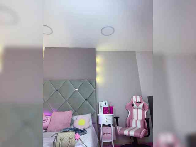 MeganRosse webcam