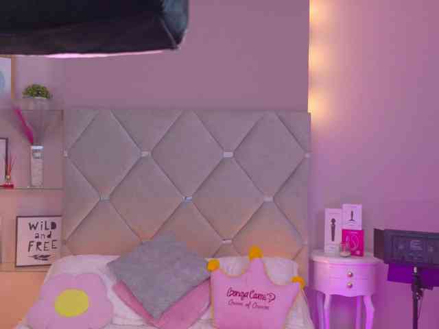 MeganRosse webcam
