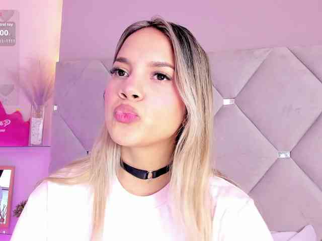 MeganRosse1 Live Webcam on BongaCams