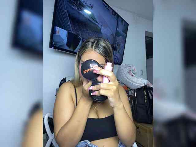 MeganRosse webcam