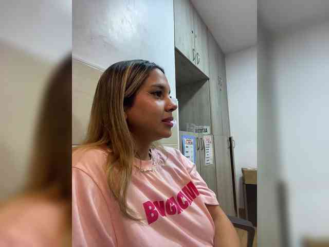 MeganRosse webcam