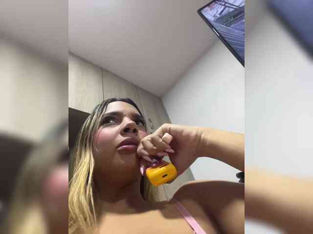 MeganRosse webcam