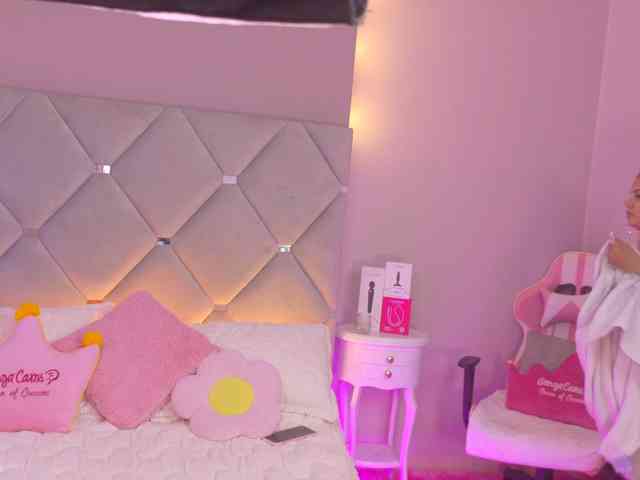 MeganRosse webcam