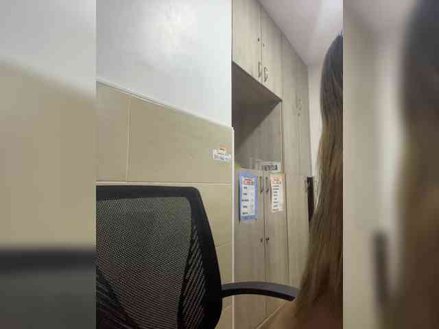 MeganRosse webcam