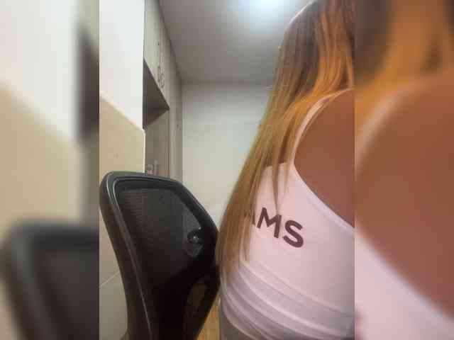 MeganRosse webcam