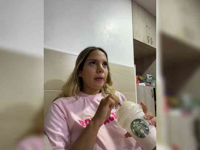 MeganRosse webcam