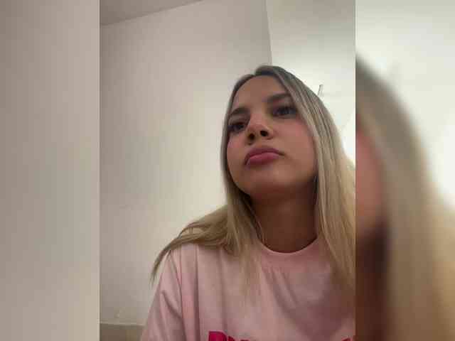 MeganRosse webcam