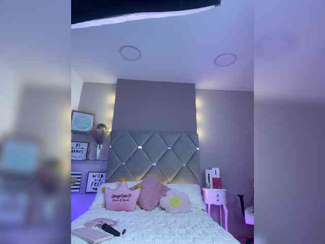 MeganRosse webcam