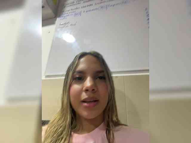 Modèle: MeganRosse