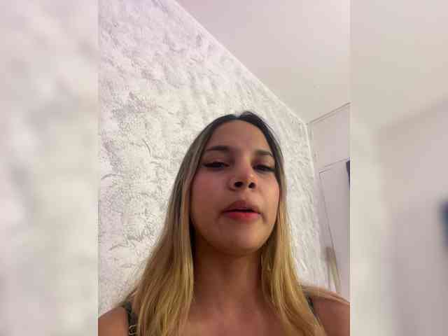 MeganRosse webcam