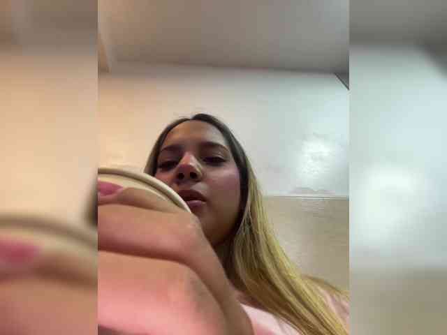 MeganRosse webcam