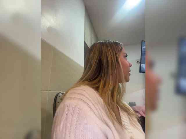 MeganRosse webcam