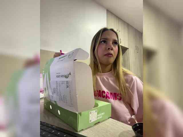 MeganRosse webcam