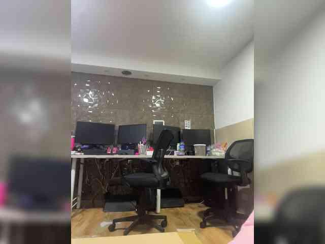 meganrosse's live room