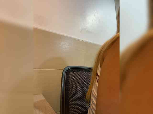 MeganRosse webcam