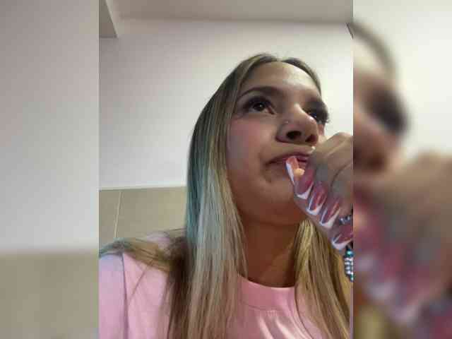 MeganRosse webcam