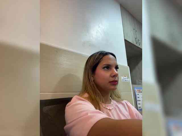 MeganRosse webcam