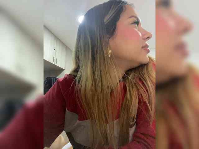 MeganRosse webcam