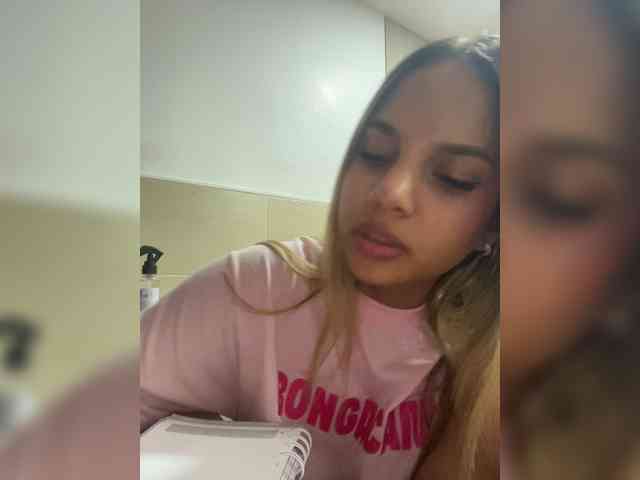 MeganRosse webcam