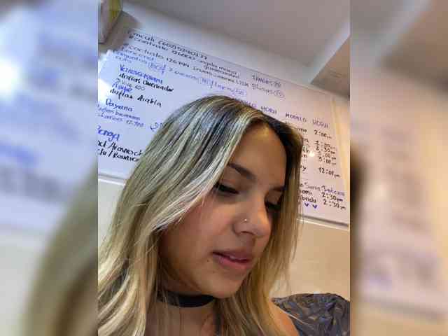Modèle: MeganRosse