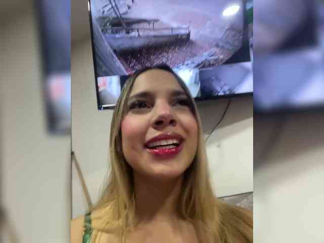 MeganRosse webcam