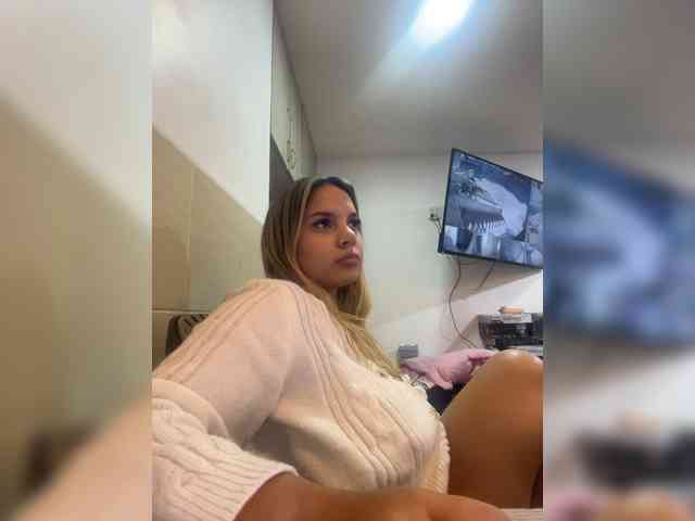 MeganRosse webcam