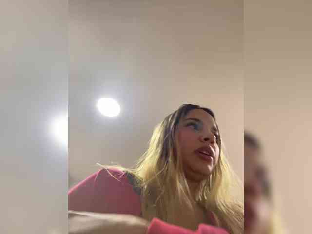 Modèle: MeganRosse