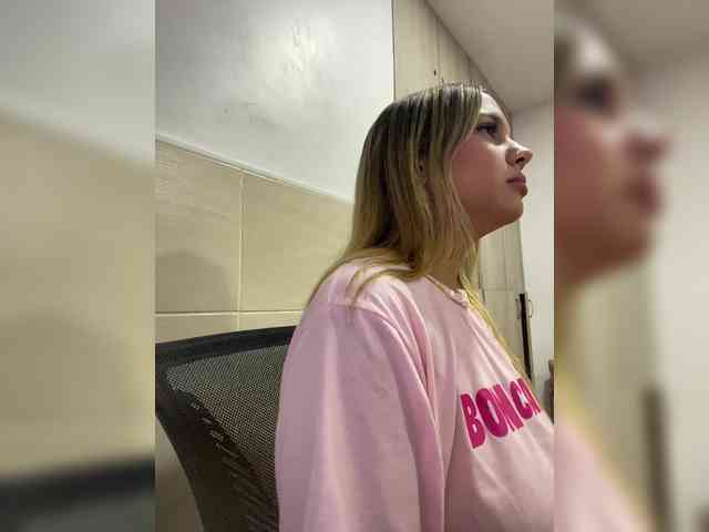 MeganRosse webcam