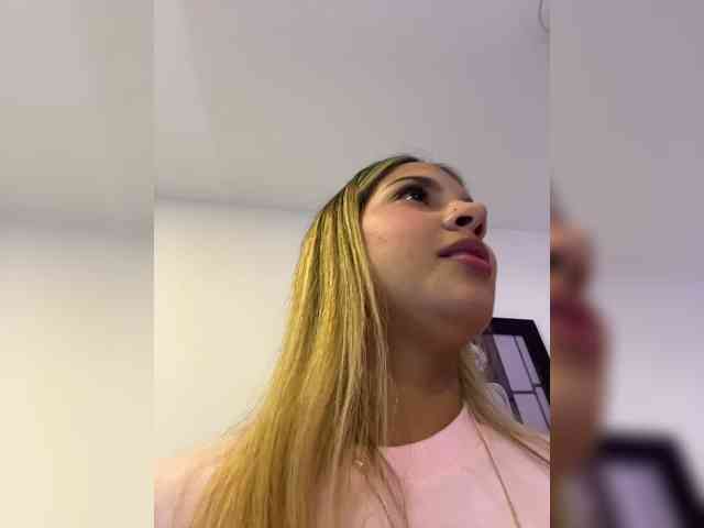 Modèle: MeganRosse