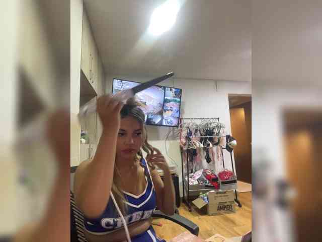 MeganRosse webcam