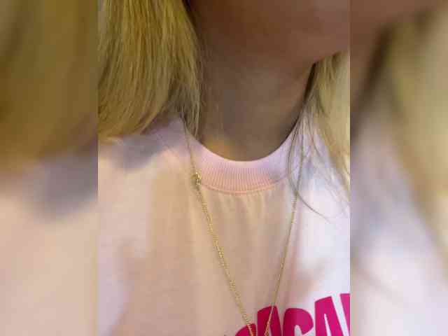 MeganRosse webcam