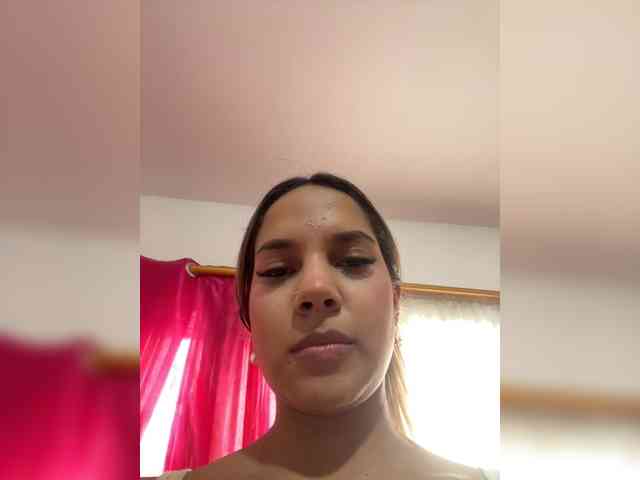 MeganRosse webcam