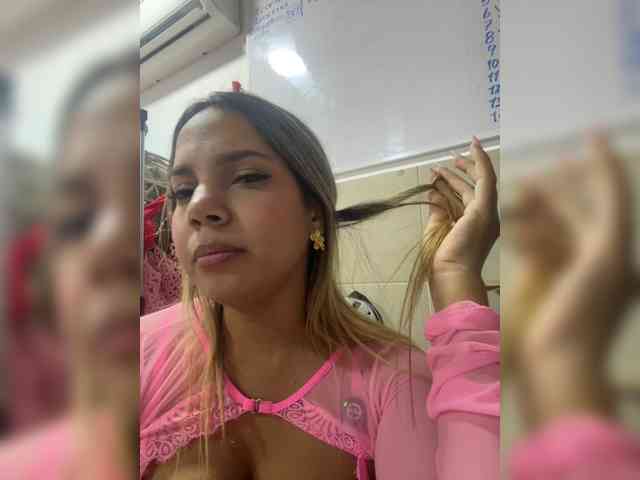 MeganRosse webcam