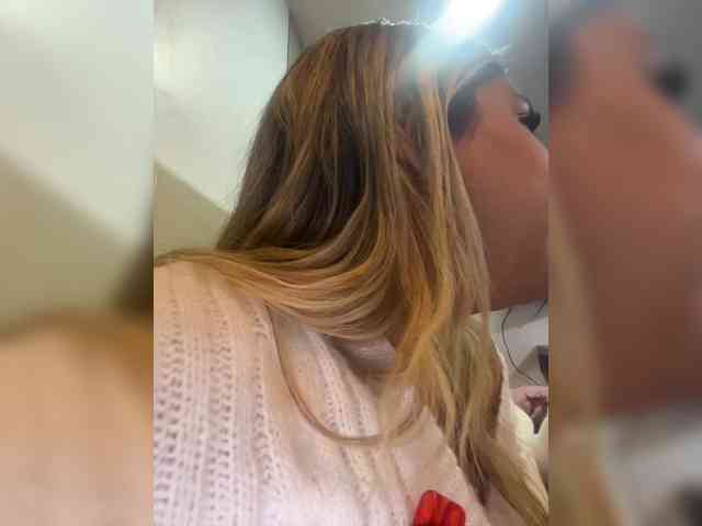 MeganRosse webcam