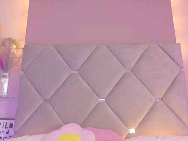 MeganRosse webcam
