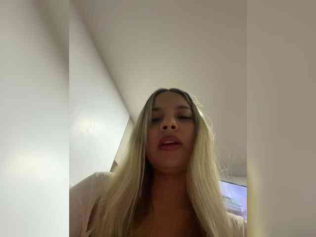 MeganRosse webcam