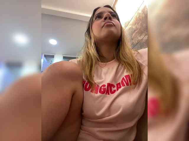 Modèle: MeganRosse