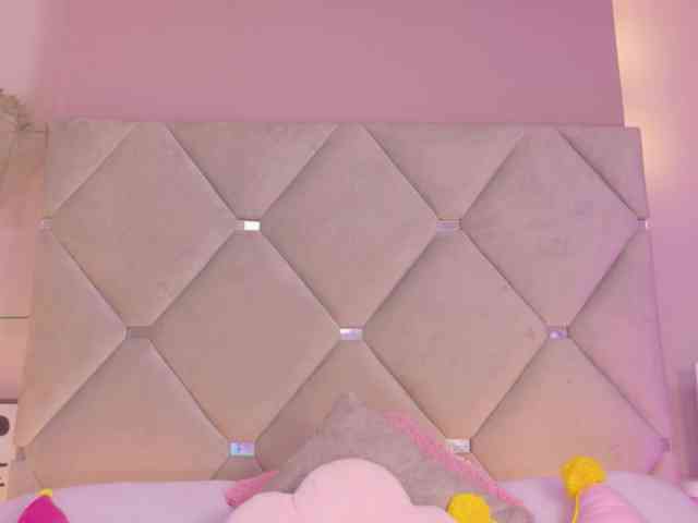 meganrosse's live room