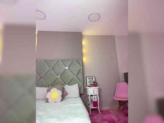 MeganRosse webcam