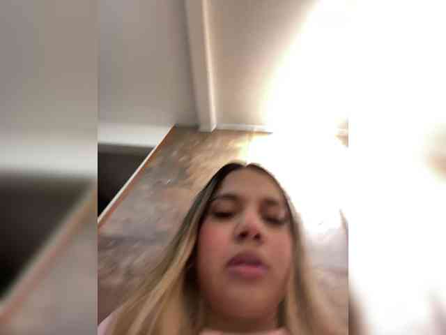 MeganRosse webcam