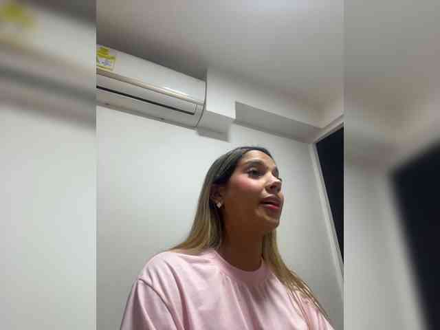 MeganRosse webcam