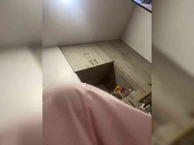 MeganRosse webcam