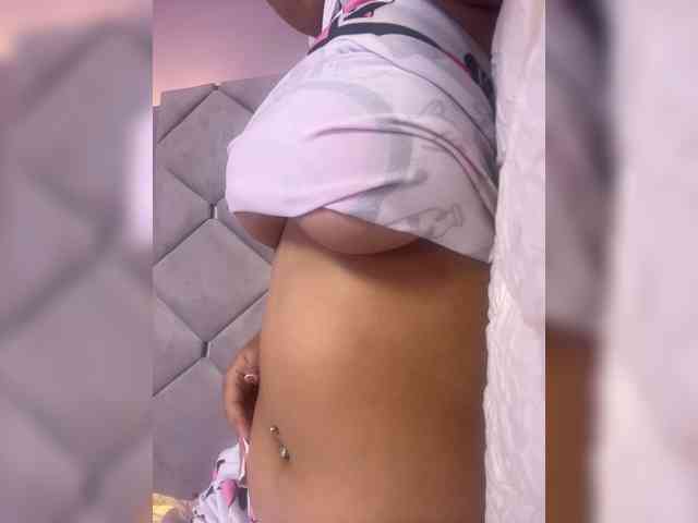 MeganRosse webcam