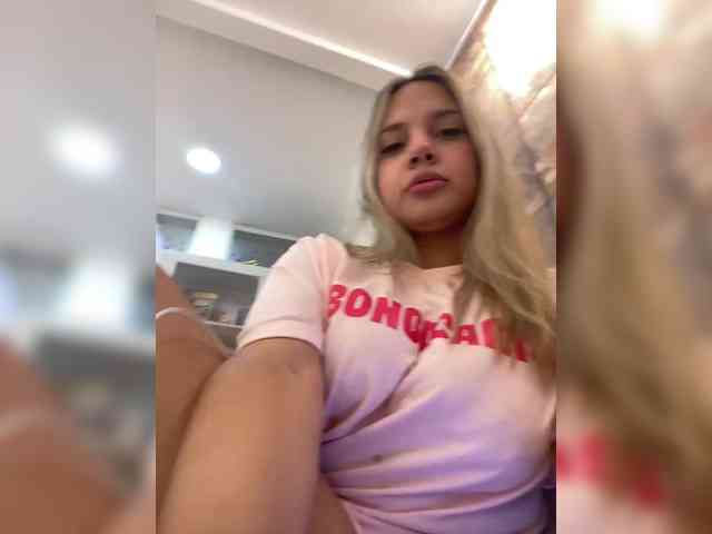 Modèle: MeganRosse