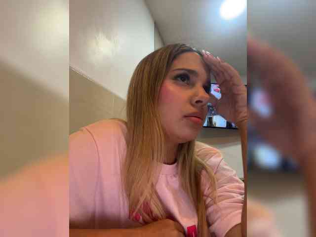 MeganRosse webcam