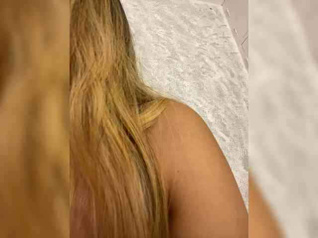 MeganRosse webcam
