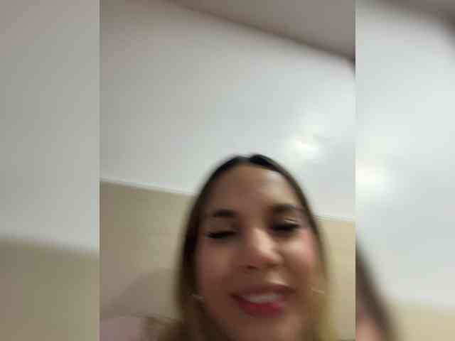 MeganRosse webcam