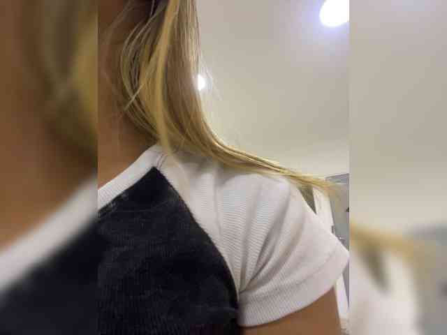 MeganRosse webcam
